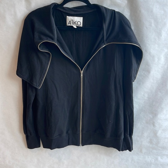 Aiko Black Zip-Up Collared Sweatshirt Size M - Picture 1 of 3